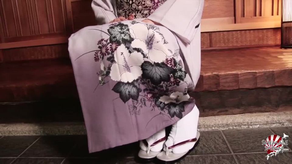 Online shemale video Rui Kimono Beauty