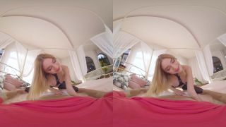 Paola Hard - Fetish Mania - VR Porn (UltraHD 2K 2020)