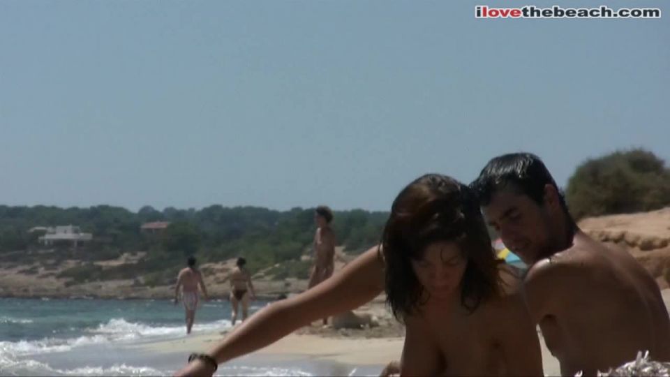 (Voyeur) beach video south of France