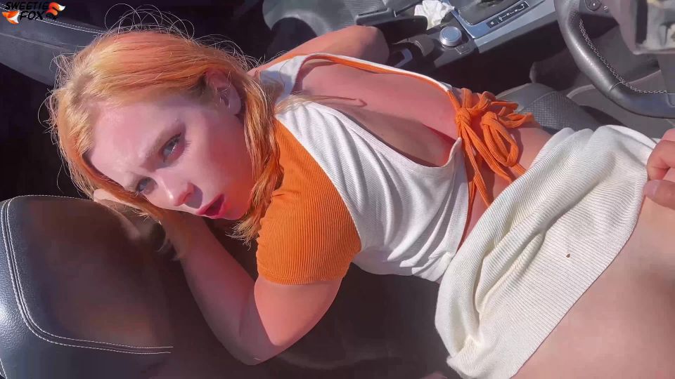 Sweety Fox - Fuck with Stranger En Coche (Pornstar)