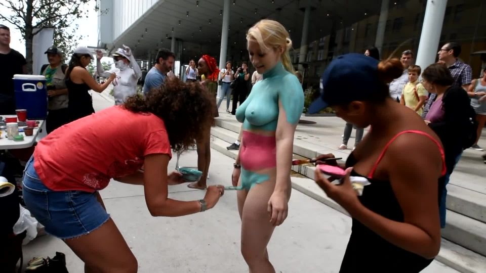 Bodypainting at the Whitney Museum - 2
