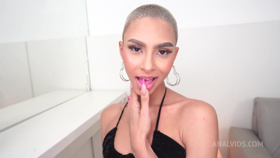 Heloa Green - Beautiful Brazilian fashion model, first double penetration ever & done by very big cocks (DP, monster cocks, ATM, gapes, BBC, anal, OB, 2on1) - OB191 - LegalPorno, AnalVids (HD 2021)