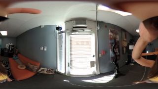 AstroDomina - El pequeño almuerzo está servido - REALIDAD VIRTUAL (Porno fetiche)