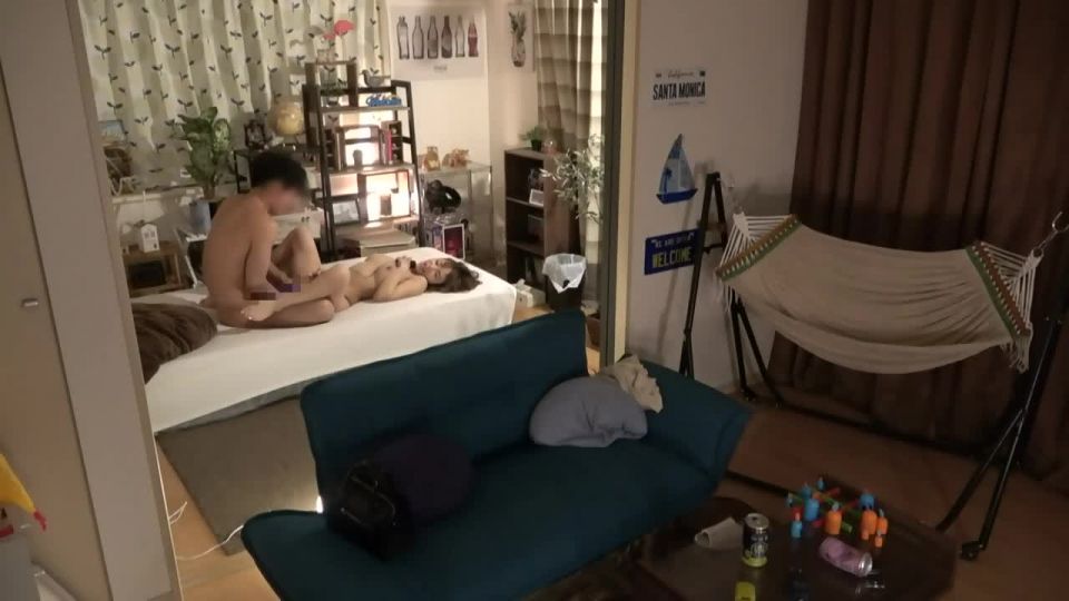 200GANA-2516 百戦錬磨のナンパ師のヤリ部屋で、連れ込みSEX隠し撮り 213 もうすぐヤレそうな陽キャGALを家に連れ込み！イチャつきつつ罰ゲームで下着にさせたらスレンダーで巨乳で美尻の惚れ惚れするエロボディ！ローターとチ●ポでアンアン喘ぐ姿をバッチリ盗撮！