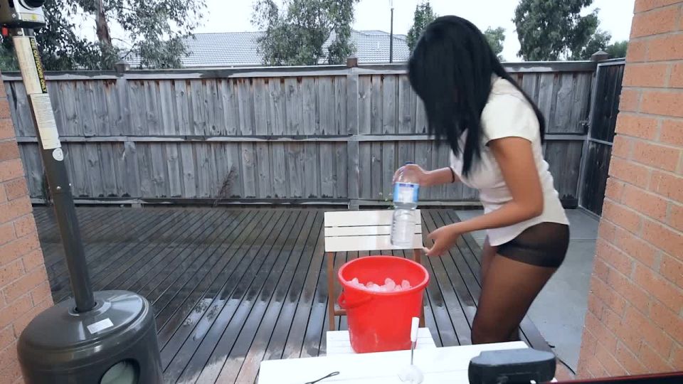 online adult clip 7  milf porn | livecleo live webcam ice bucket squirt big tits | milf