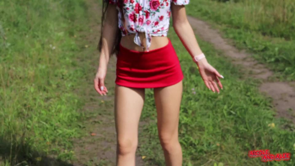 A FRIEND FUCKED HIS FRIENDS GIRLFRIEND IN THE WOODS. CUM IN PUSSY. SHE 