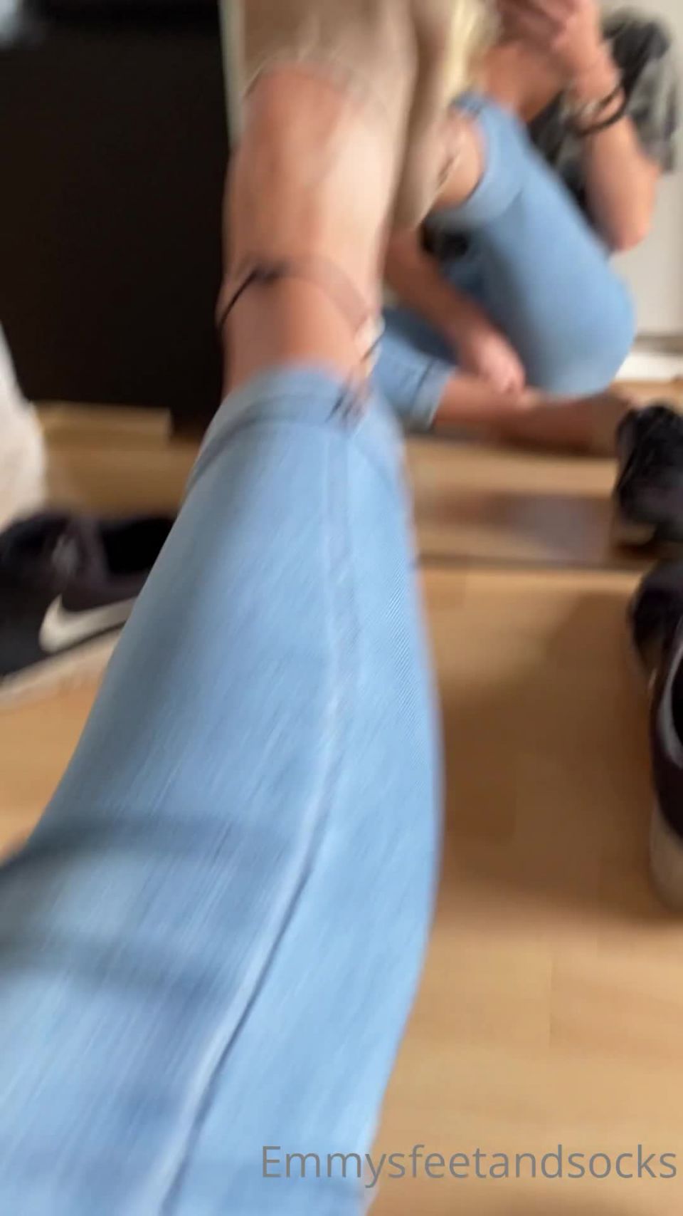 gratis porno clip 46 pies emmyetandsocks 090720212158413675 bien ahora th - pies - pies porno rastrillo pie fetiche