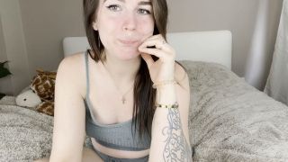 My Dirty Hobby - Bella - Cat - Gehe ich jetzt zu weit - Im Internet meine Pussy gezeigt - Amateur