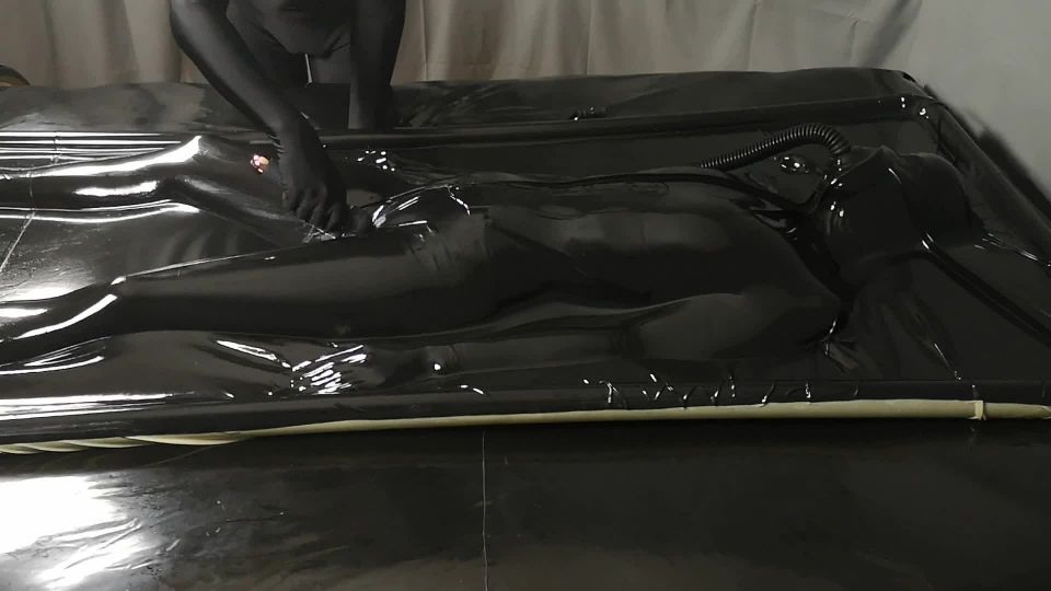 vicky d pbRebreather bag in the vacbed 2 of 2