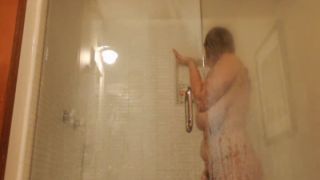 Codi – webcam – delgado y apilado ubre – ducha BigTits