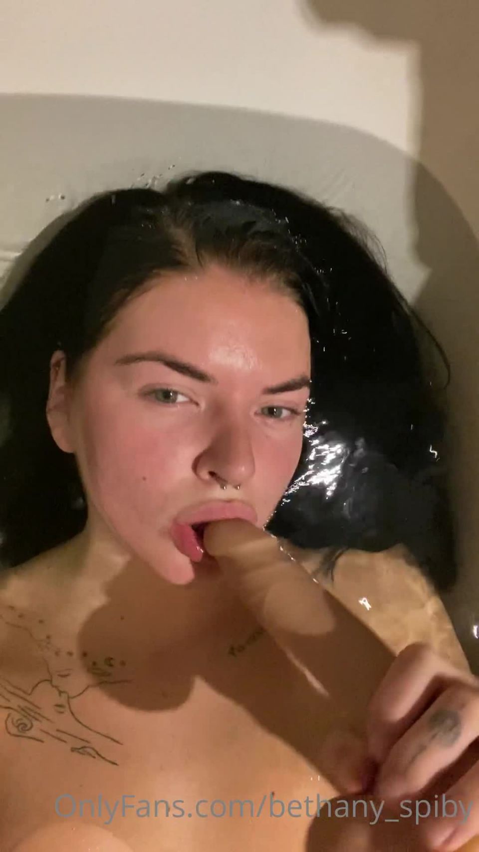 Onlyfans - Bethany spiby - bethanyspibyI decided to suck it - 28-01-2021