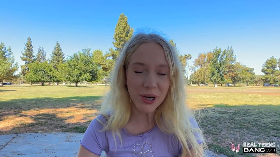 Real Teens  Blonde Teen Kallie Taylor Flashing And Sucking In Public Fo