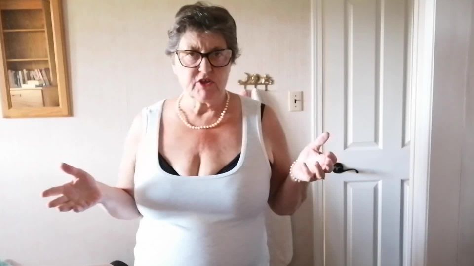 GILF Auntie Catches Pervert Nephew Jacking off - Role play