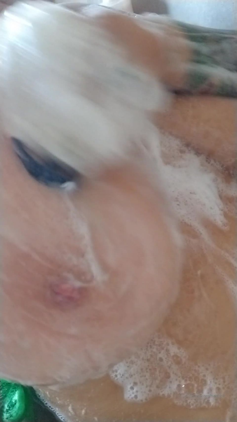 Onlyfans - Bexbb9 - Soapy bath time - 06-03-2020