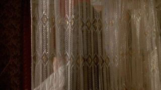Catherine Zeta-Jones in Les 1001 nuits 1990 BRRip
