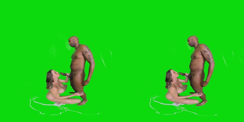 Sexy MILF VR Show Lady LorReign Welcomes BBC in 8K UltraHD