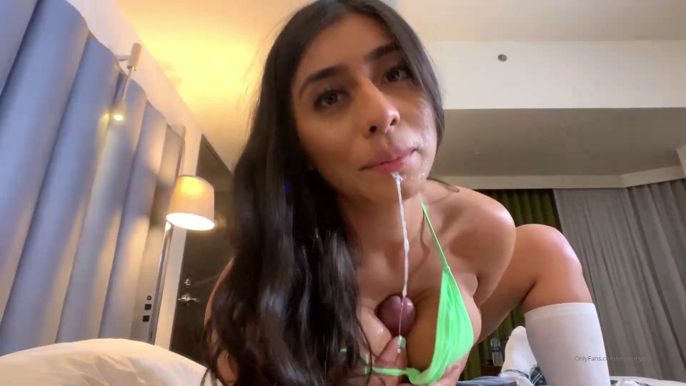 Violet Myers Violetmyers me ayuda a pasar la prueba de su busto nuez Xxx Porn Onlyfans (Pornstar)