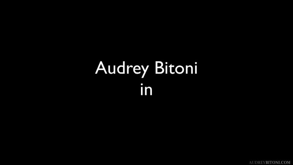[SiteRip] AudreyBitoni V76339 full h264 3500