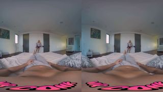 VR Conk Curvy Cheerleader Sexy Moves VR Porn