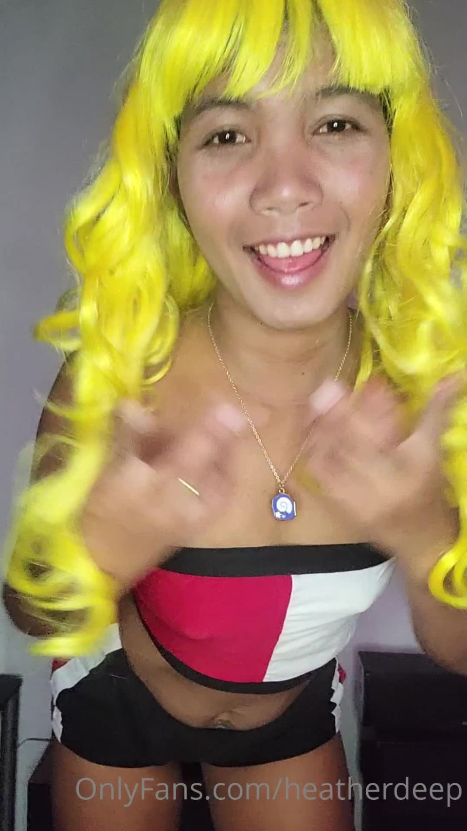 Onlyfans - heatherdeep - You like a Asian Thai girl in yellowHair cosplay yellowhair thaigirl - 26-09-2021