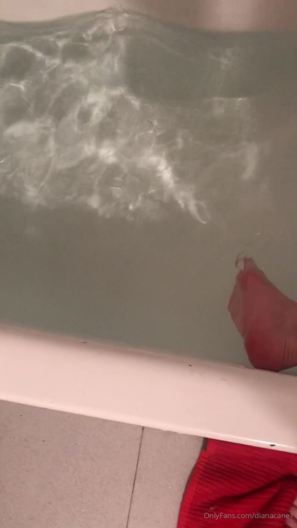 free porn video 31 dianacane 12-04-2020 Playing with my feet in my bathtub playing with the wat | foot | feet porn best foot fetish porn