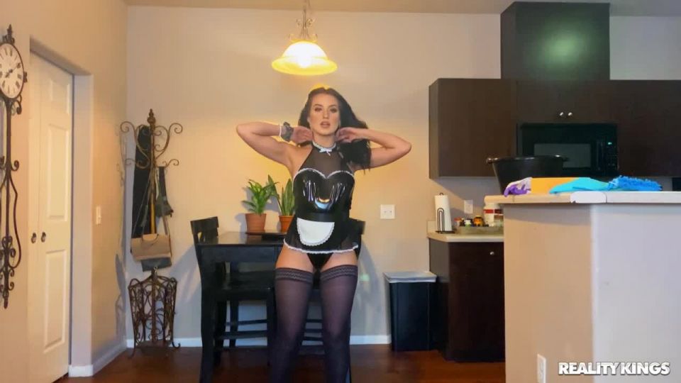 Aubree Valentine - PAWG Maid Loses Bet 30.09.2020 - 30.09.2020