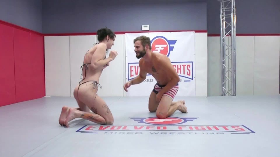 free porn clip 29 Evolved Fights – Lydia Black vs Nathan Bronson. Starring Lydia Black [Mixed Wrestling] - creampie - fetish porn big tits femdom