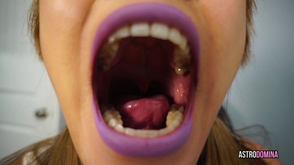 porno clip 11 AstroDomina - VORE ALIEN - Diosa asiática en femdom porno lápiz labial fetiche porno