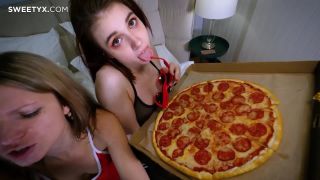keokistar06 - PIZZA GUY DELIVERY DICK FOURSOME