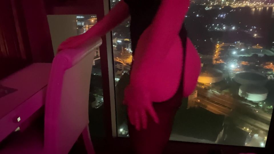 Nice Posing And Sucking In Black Pantyhose On The 40Th Floor.
