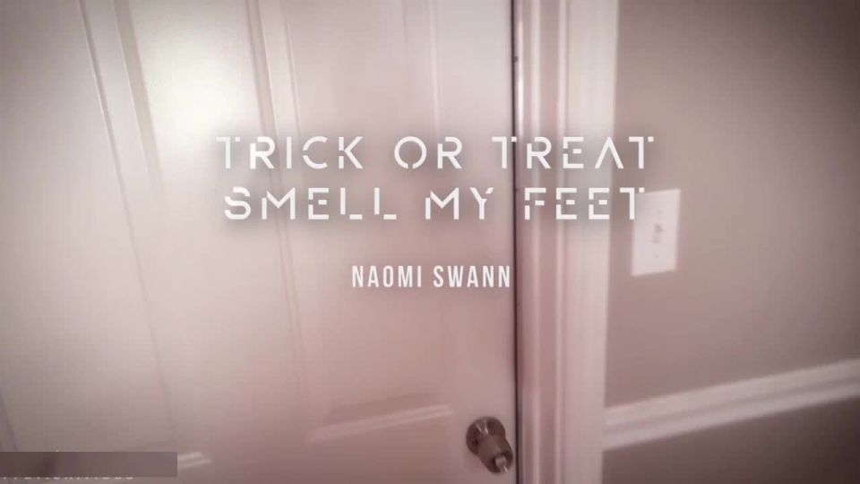 video 44 Princess Naomi Swann - Trick Or Treat Smell My Feet BITCH | foot licking | pussy licking femdom titjob