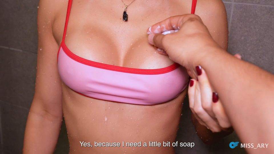 6281 Stepbro puedo usar su ducha sexy hermanastra colombiana...