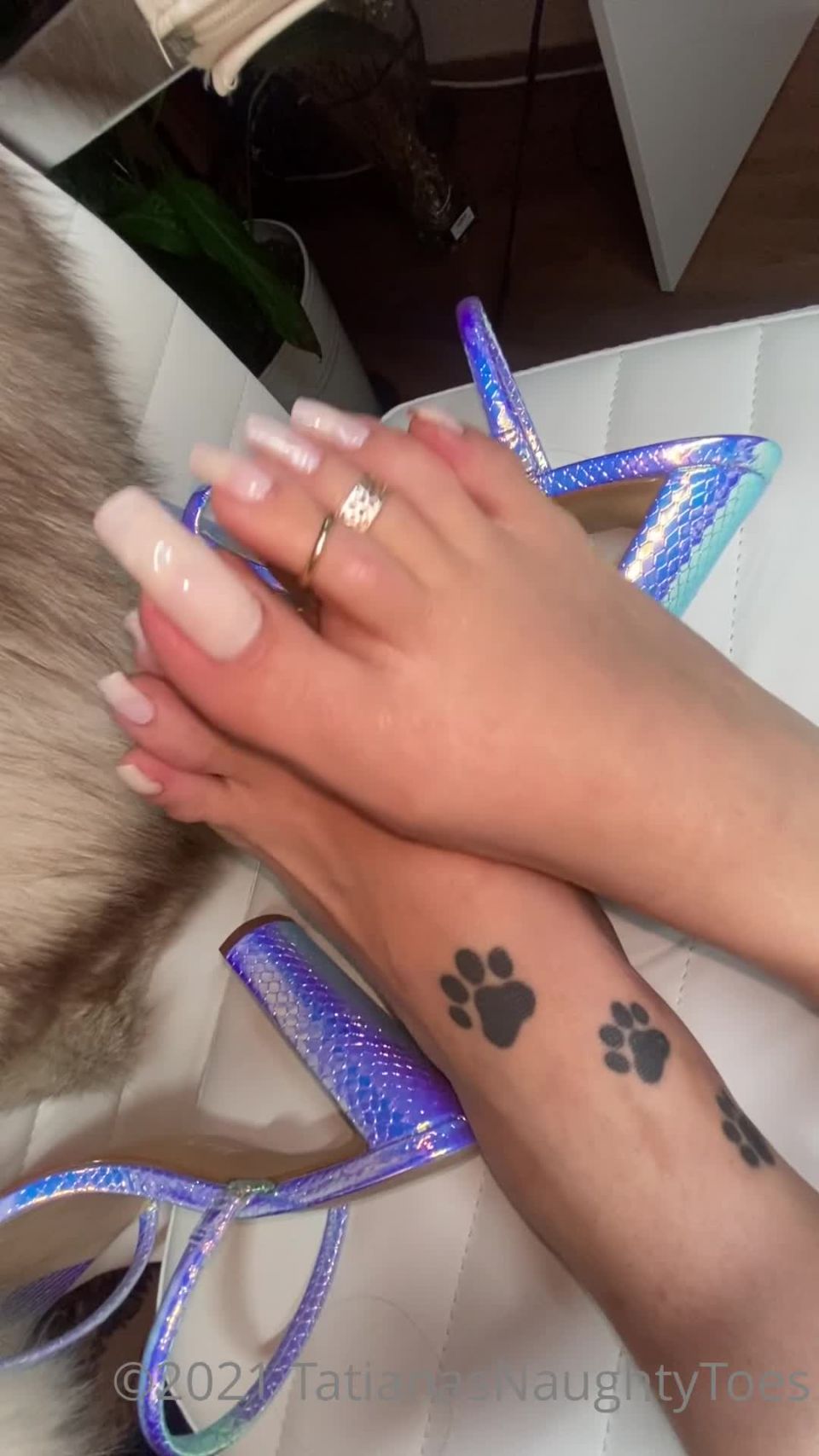 TATIANA - tatianasnaughtytoes () Tatianasnaughtytoes - october tgif whats your plan for the weekend 08-10-2021