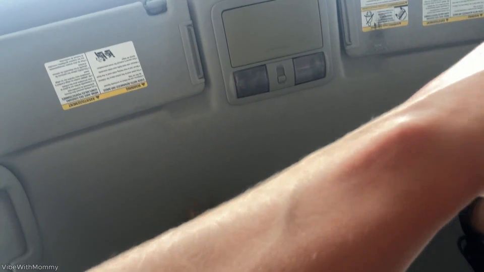 VibeWithMommy mamá consigue follada en coche antes de la terapia sólofans (Pornstar)