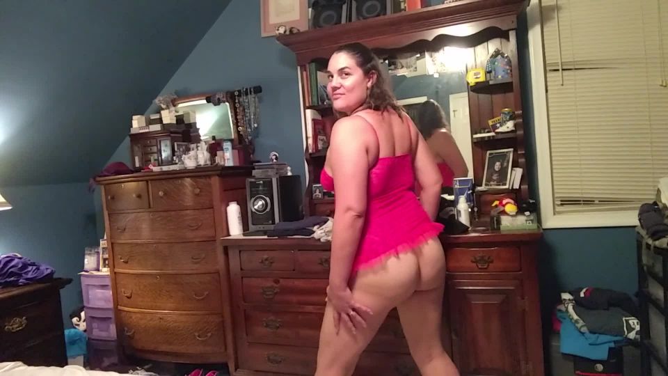 free porn clip 19 Becky Tailor twerks for her man, then fucks him!, free fetish on milf porn 