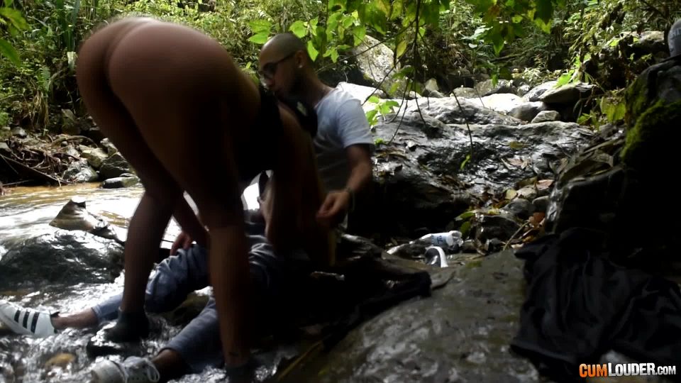 Cum Louder presents Amaranta Hank in Fuck Me A River – 09.08.2019