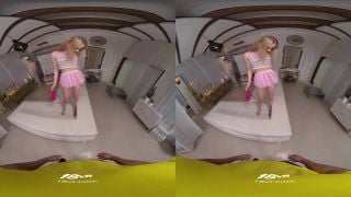 Petite Blonde Babe Lylyta Yung Is Your Slutty Princess VR Porn