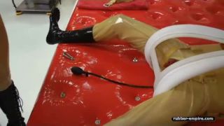 Rubber Empire Madame Gillette und Lady Ashley Extremly Tu...