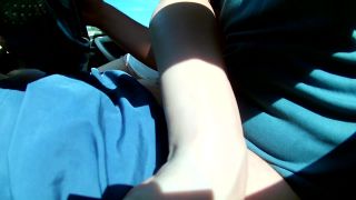 Amateur public handjob in car while driving – DirtyLady