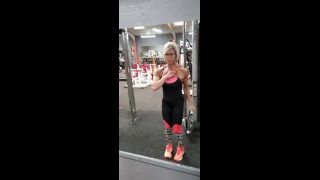 Julie Pereira - juliepereirapt () Juliepereirapt - this girl dont mess around first day back in the gym ready for war 07-10-2021