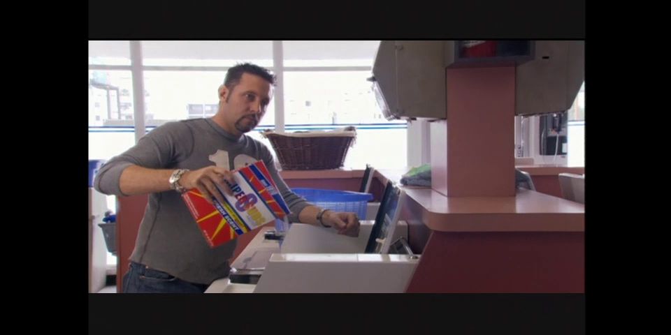 Vista previa de DVD_Fluff y doblar