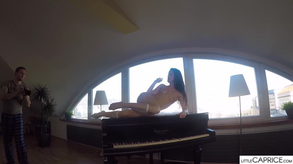 online clip 35 Little Caprice Amateur Pregue - poco capricho - porno duro ruso hardcore porno