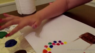 fetish LaLaLaura LaLaLaura aka lauras_kingdom - 07-02-2024 OnlyFans Video - Laura and KNicole Finger painting video