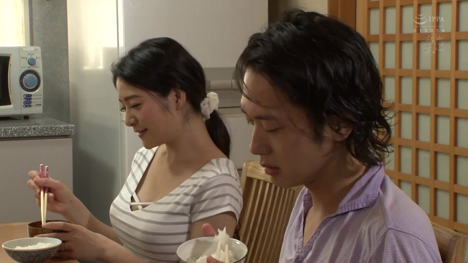 [MEYD-559] I Love Fucking My Stepmom, But The Tables Are Turned When My Wife Decides To Have Creampie Sex With My Dad While She’s Ovulating - Meguri(JAV Full Movie)