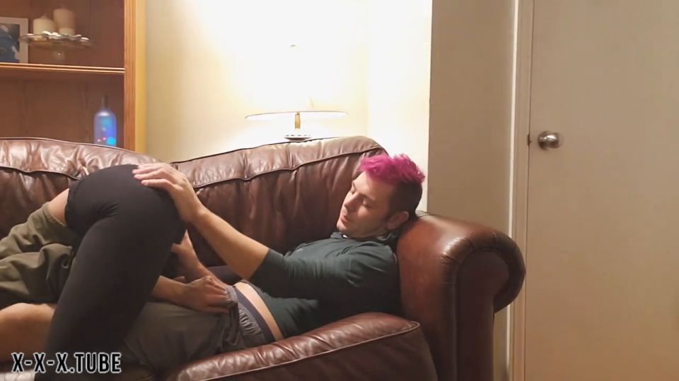  Amateur porn Joey Lee Ph Fan Vote Video Playing Together On The Couch Spanking  Joey Lee 