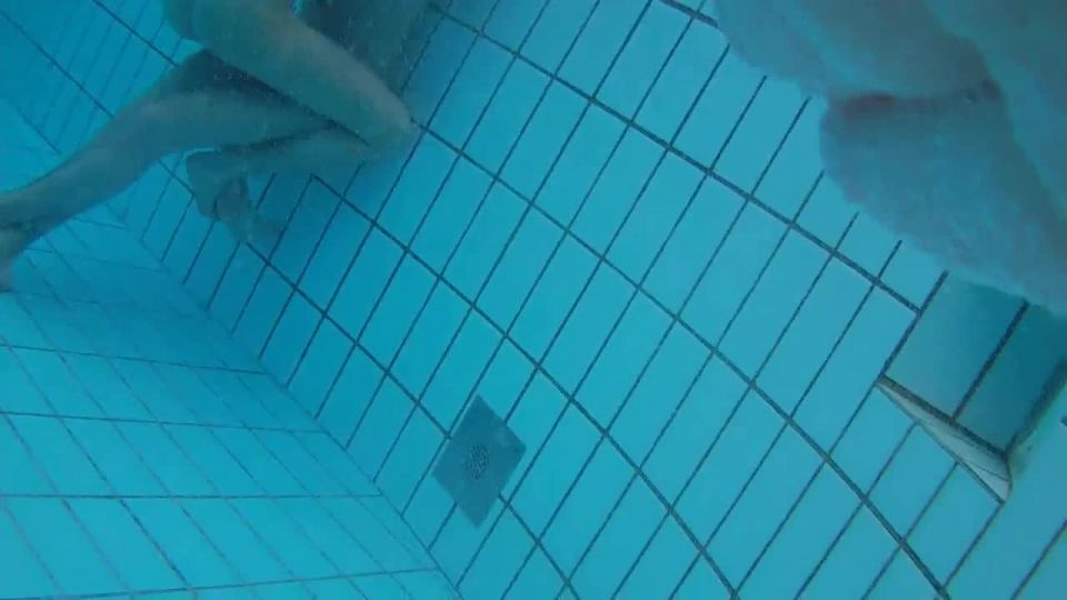 xxx video clip 11 Underwater voyeur in sauna pool 4 - cabin - voyeur 