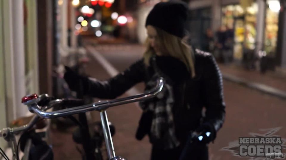 video 49 A Night In Amsterdam With Latvian Euro Coed Linda - european - toys classy femdom