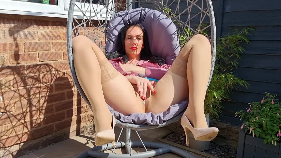 adult video 23 bra fetish MrsHNylons – Masturbating Outside on a Hot Day, pantyhose on fetish porn