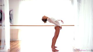 Christen Courtney - Ballerina Brilliant Fucking Amateurporn - Flexible girl
