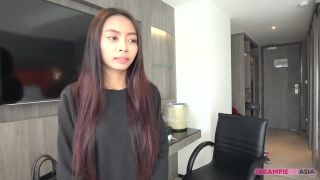 Porn Skinny 36kg thai babe filled with hot sperm
